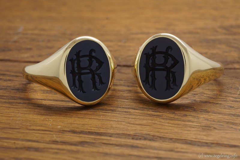 Ringen wapengravure monogrammen zegelring gouden zegelringen